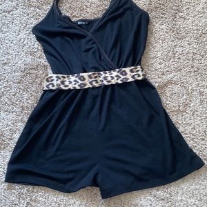 Romper with cheetah print belt